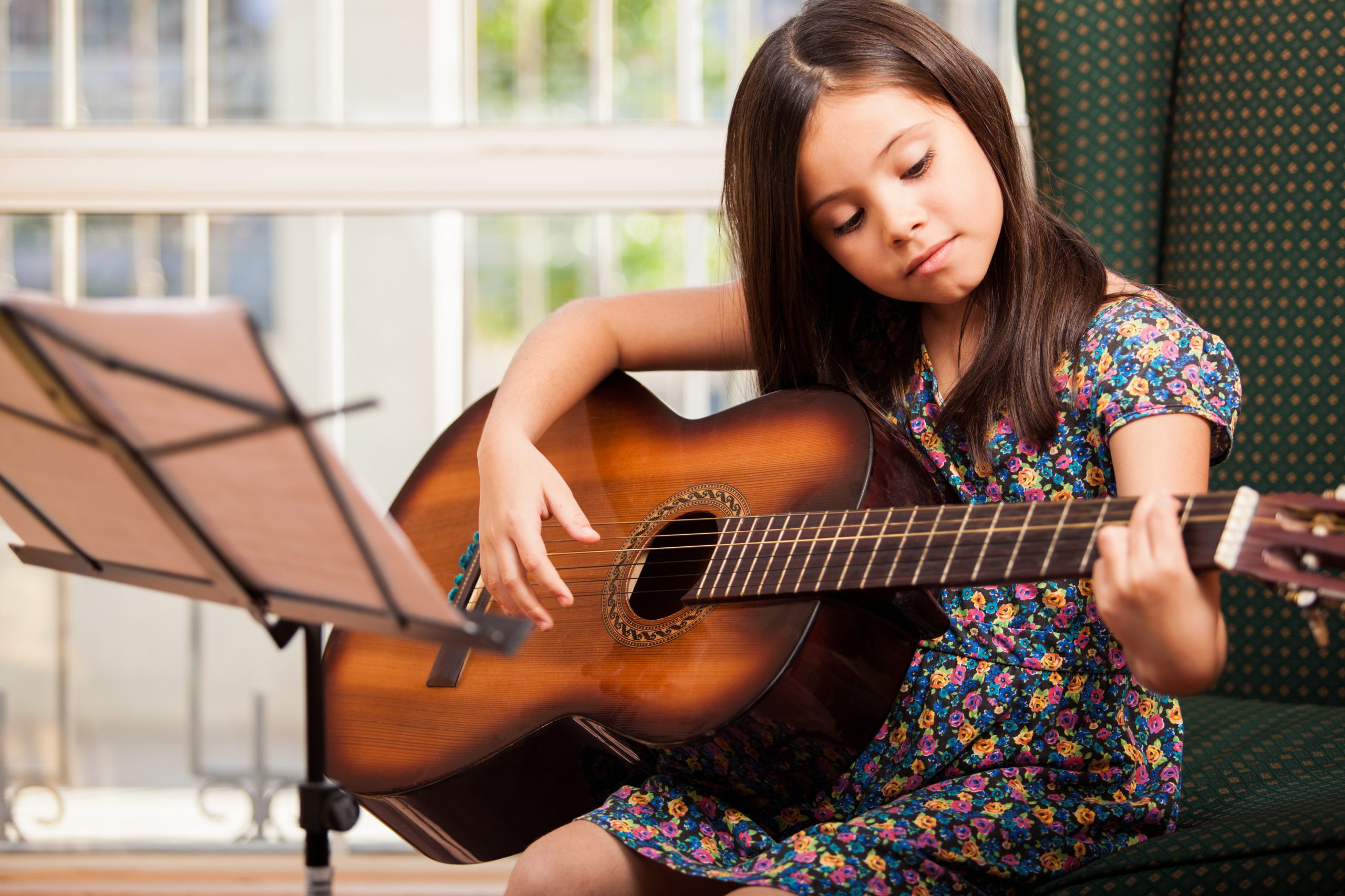 Die Reise zum Gitarre spielen: Ein Leitfaden für Anfänger